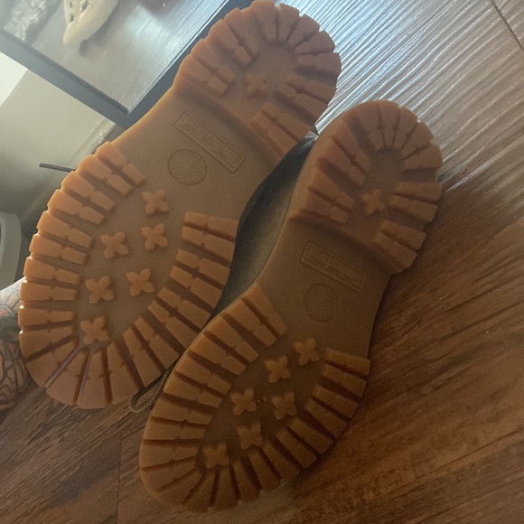 Grey Timberlands GUC size 7 - Picture 10 of 10